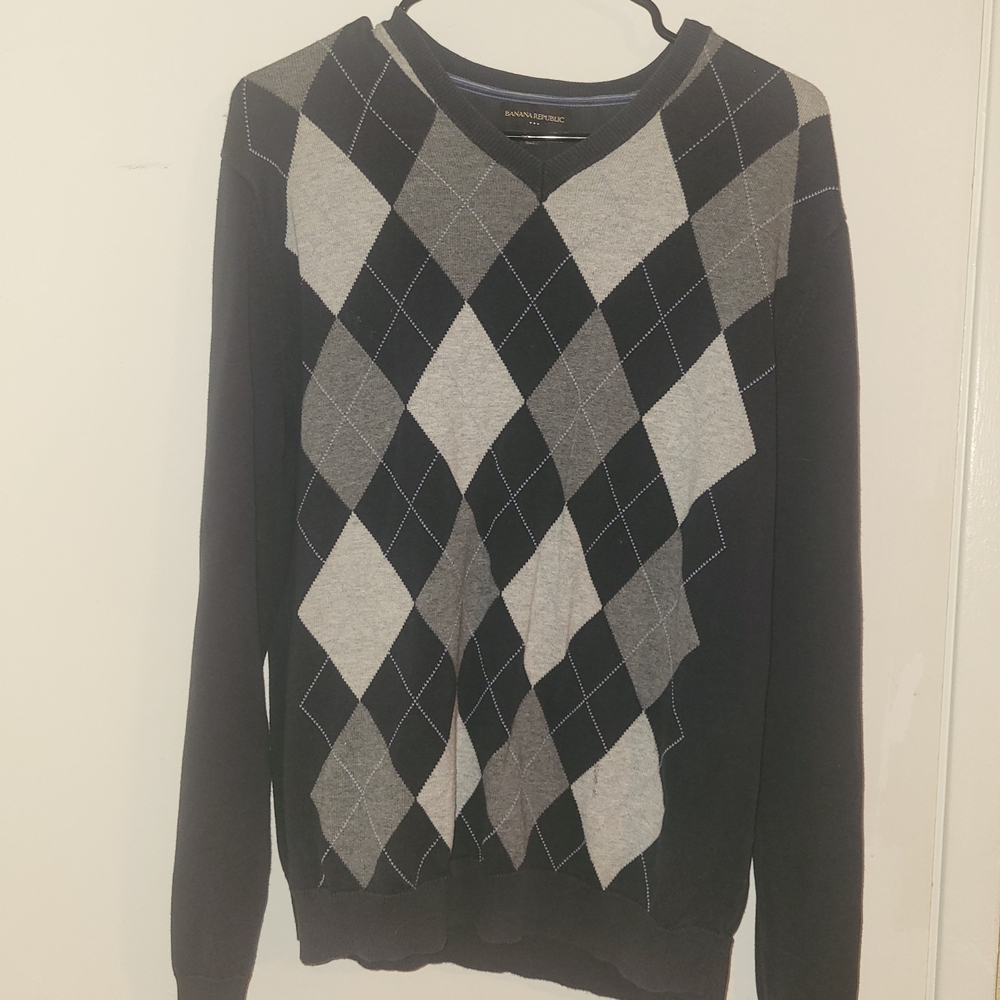 Banana Republic Black and Gray Diamond Sweater